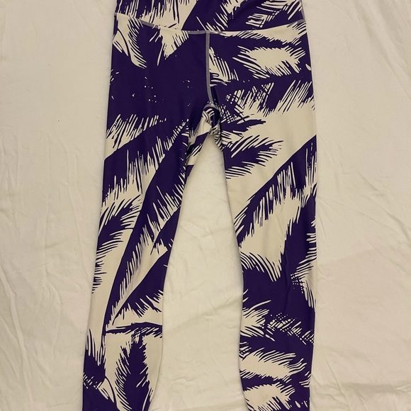 Fabletics leggings - Picture 4 of 7